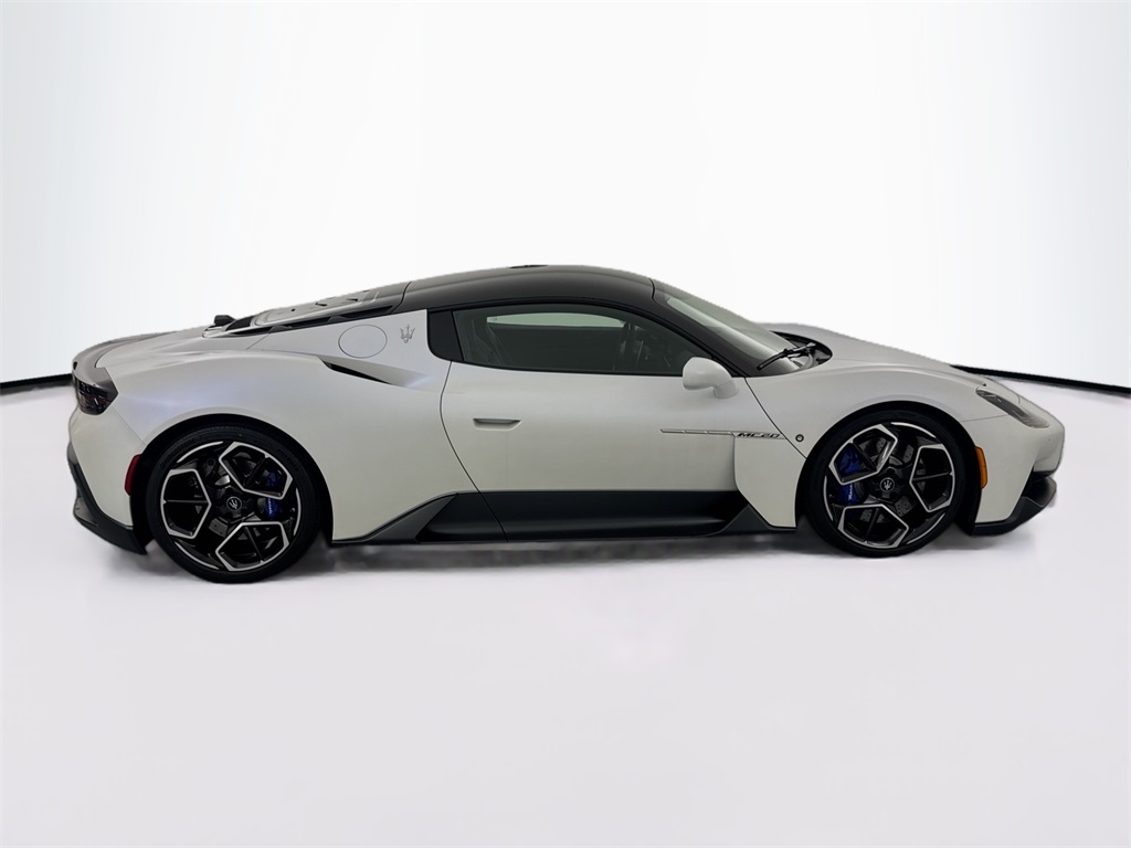 2023 Maserati MC20 Base photo 4