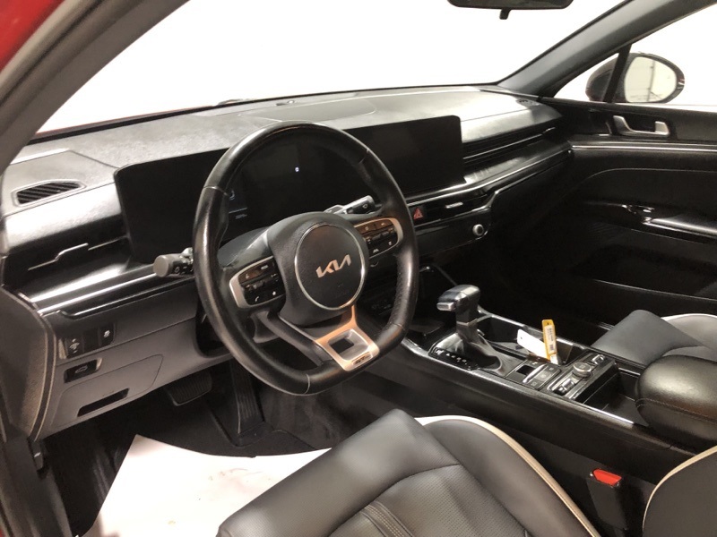 2025 Kia K5 GT-Line photo 18