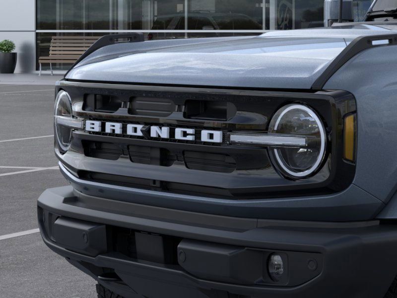 2025 Ford Bronco Outer Banks photo 18