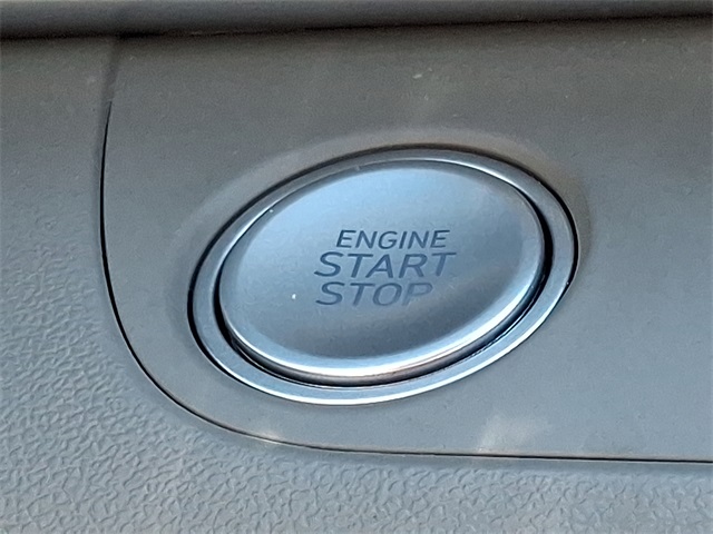 2024 Hyundai Elantra SEL photo 20
