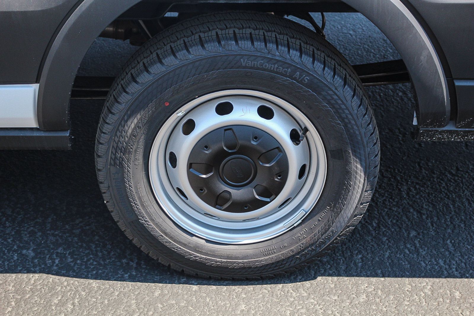 2025 Ford Transit photo 2