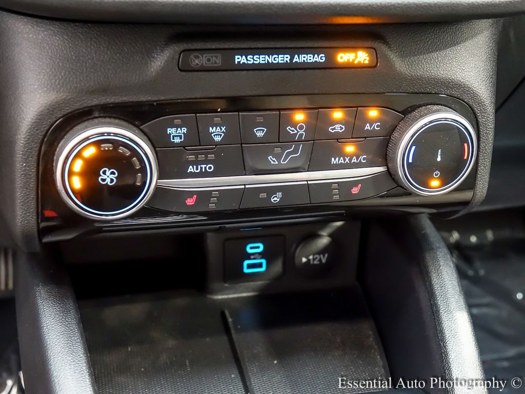 2022 Ford Escape SE photo 15