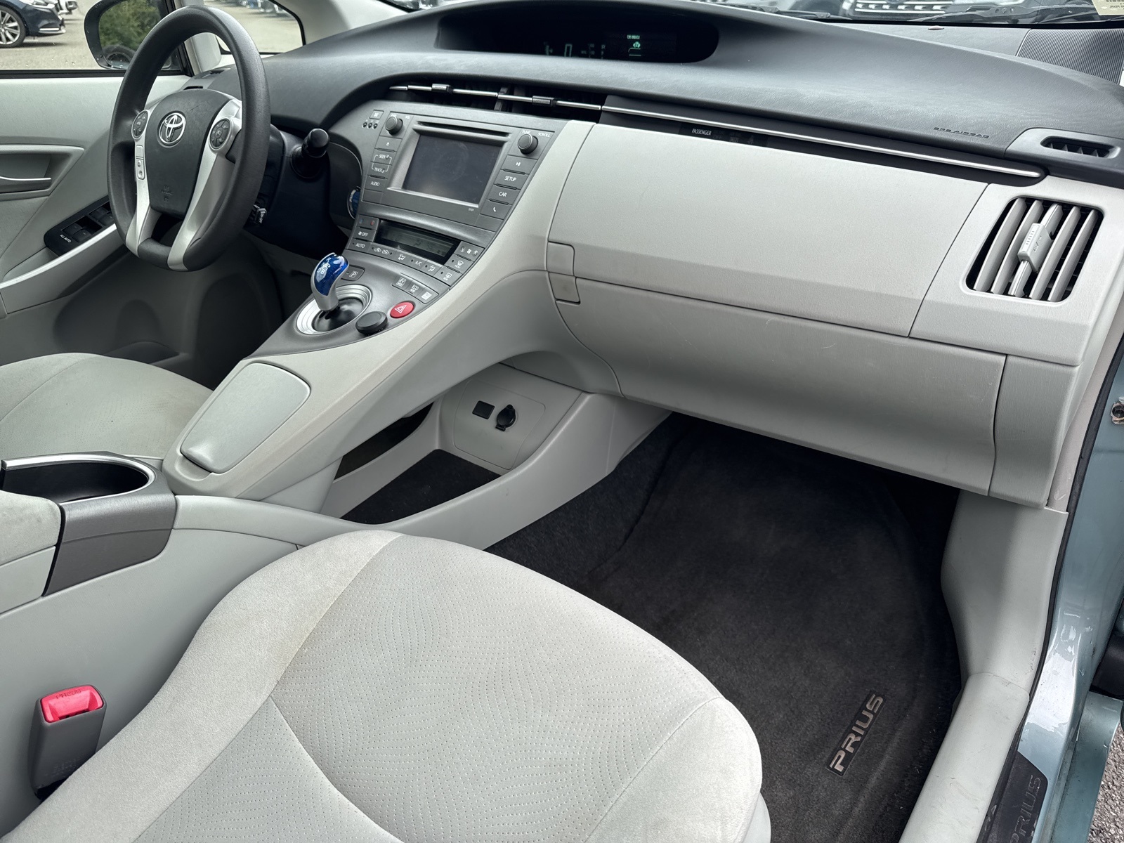 2013 Toyota Prius Two photo 29