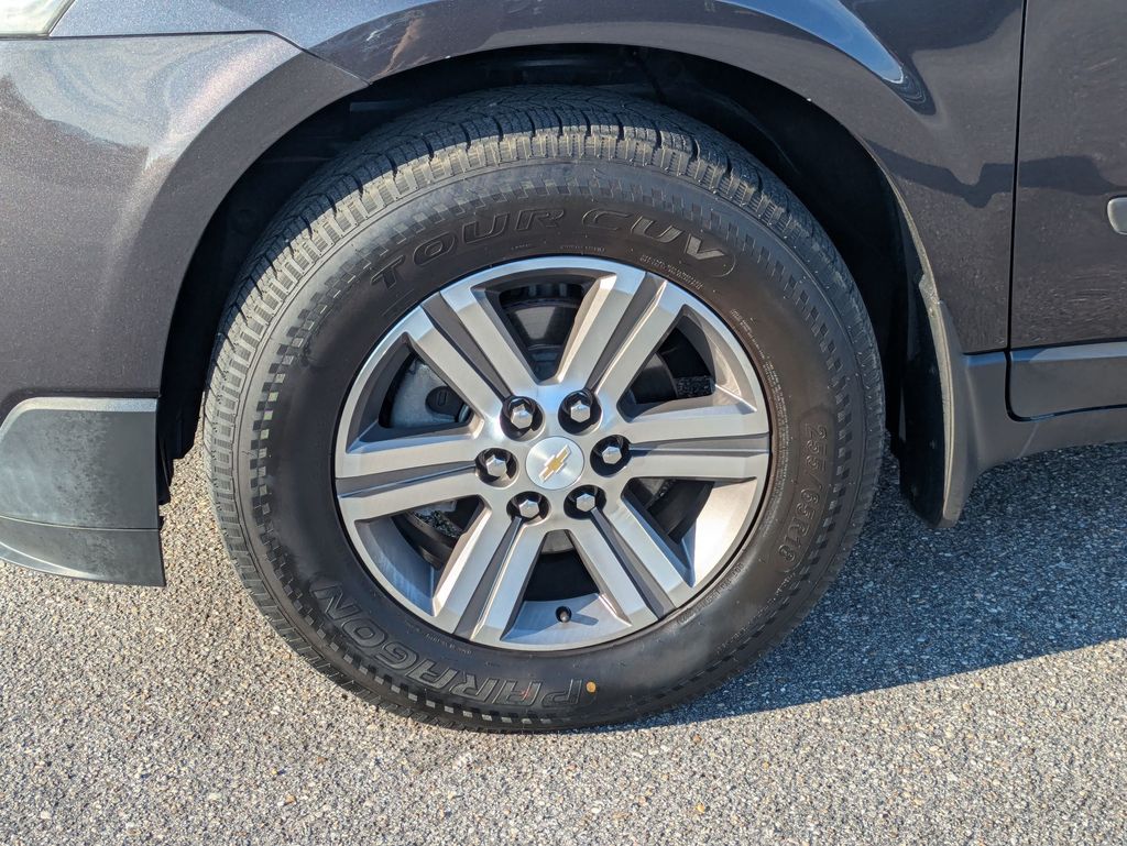 2017 Chevrolet Traverse 1LS photo 10