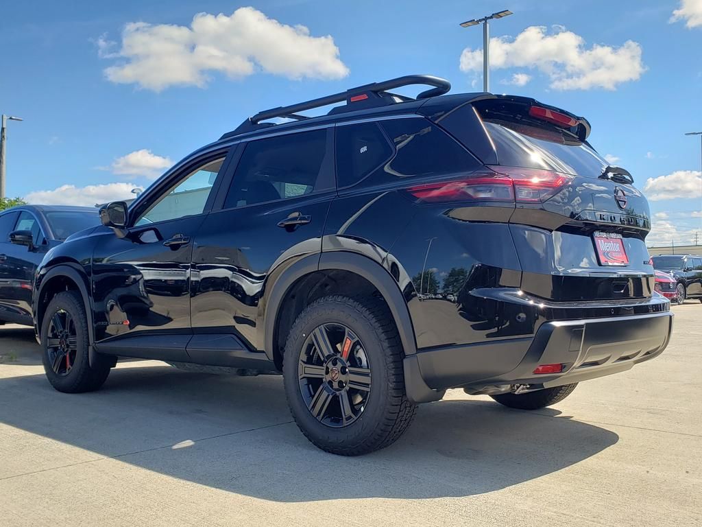2026 Nissan Rogue SV photo 4