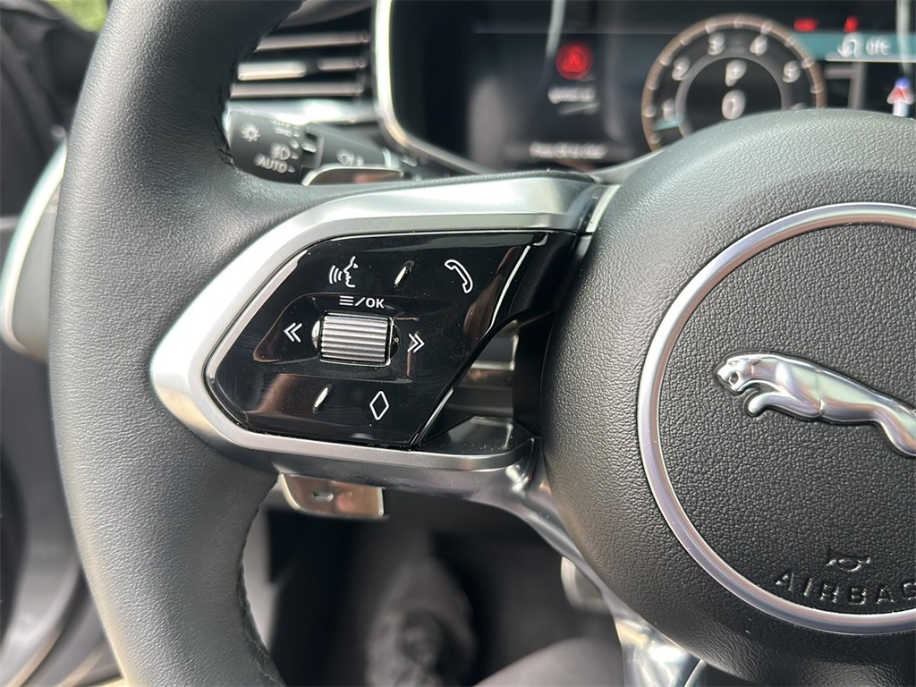 2024 Jaguar XF P300 R-Dynamic SE photo 21