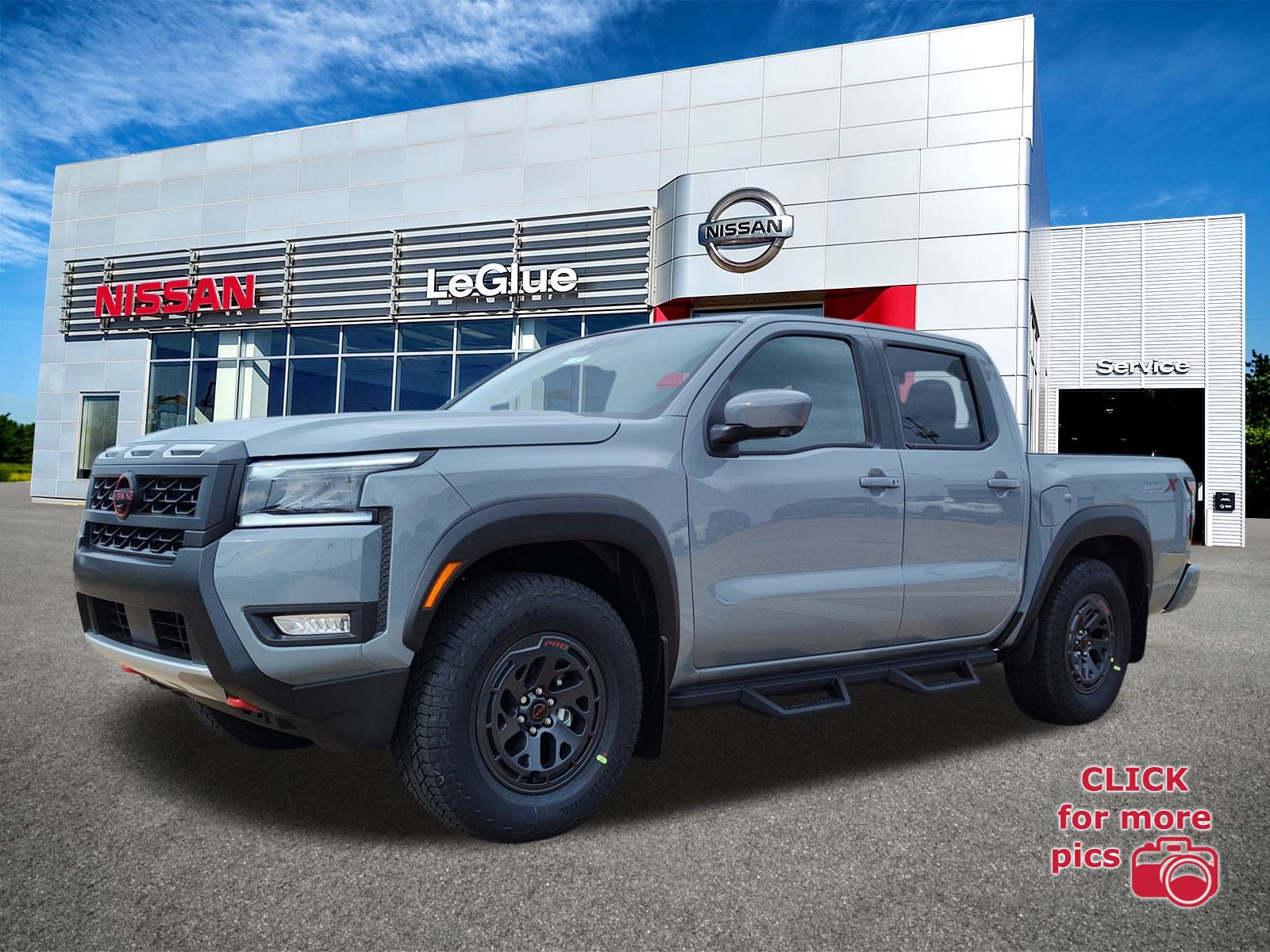 2026 Nissan Frontier PRO-X's photo