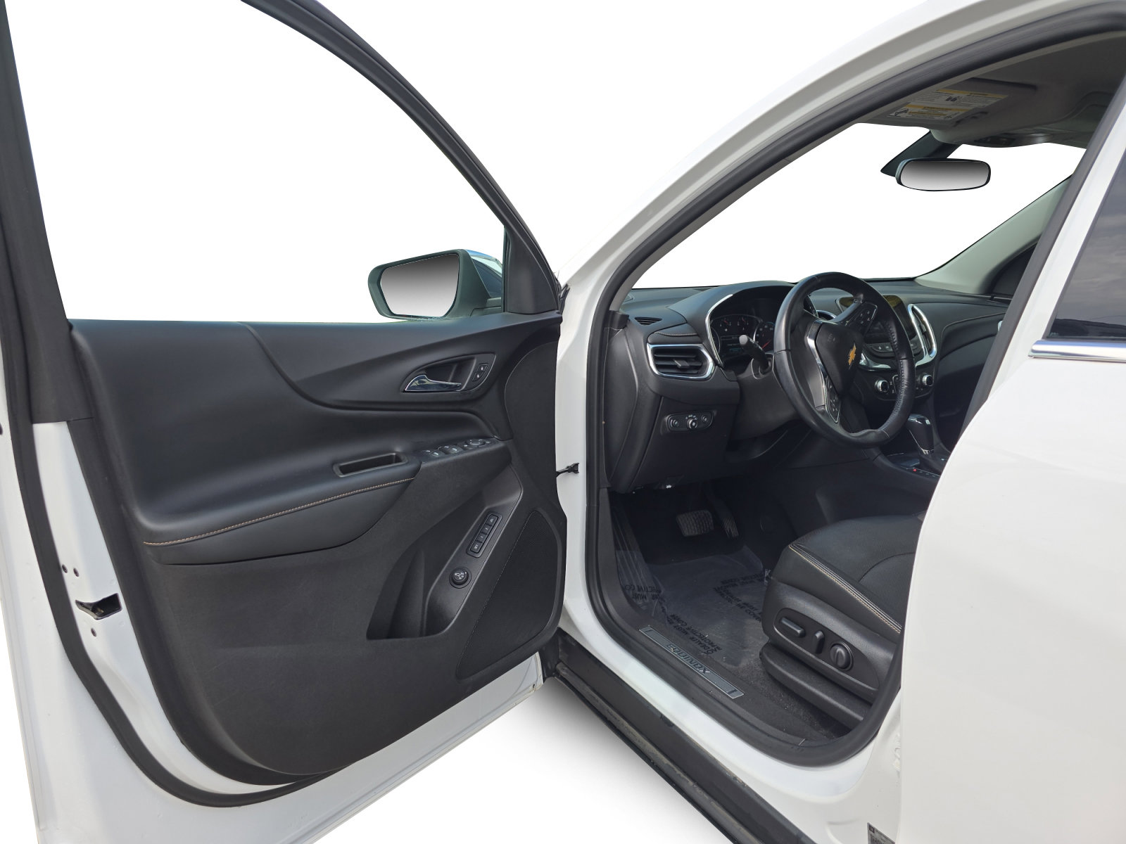 Used 2018 Chevrolet Equinox Premier with VIN 3GNAXMEV1JS648119 for sale in Kansas City