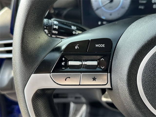 2024 Hyundai Elantra SEL photo 23
