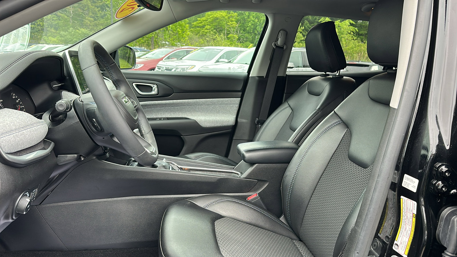 2022 Jeep Compass Latitude photo 11