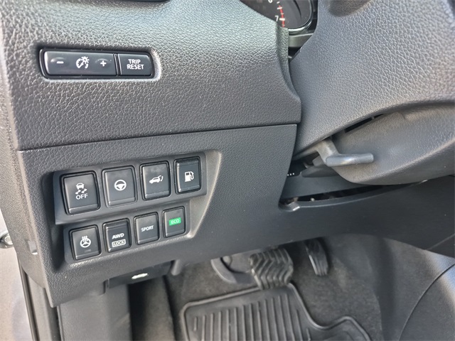 2019 Nissan Rogue SL photo 16