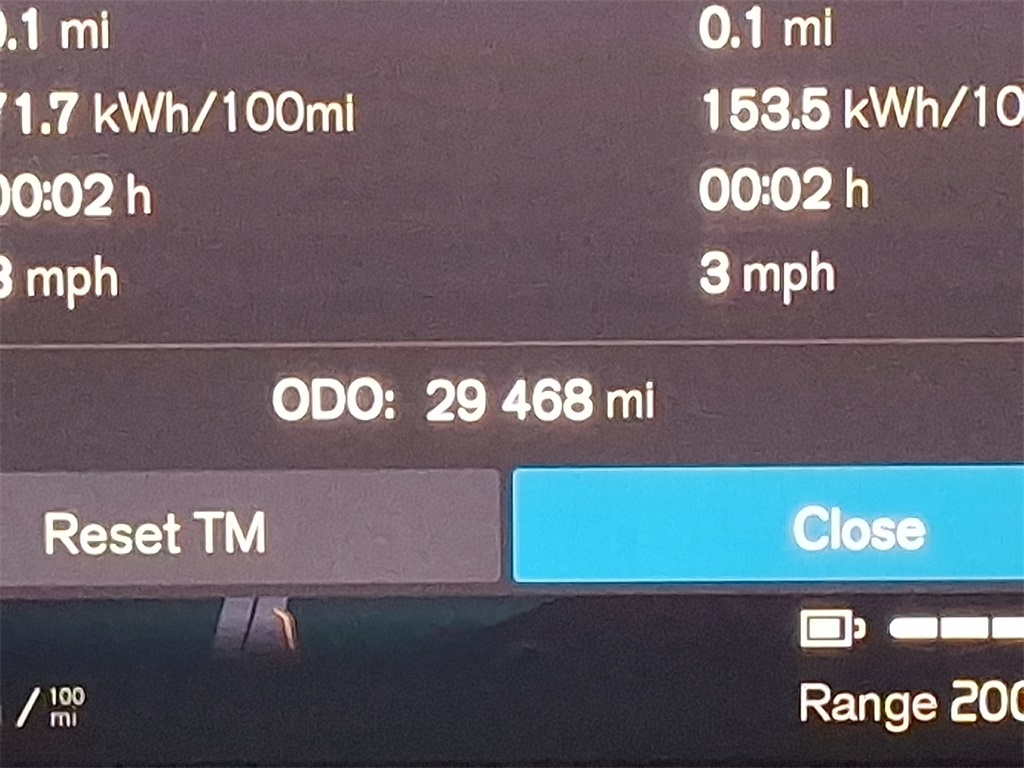 2022 Volvo C40 Recharge Ultimate photo 18