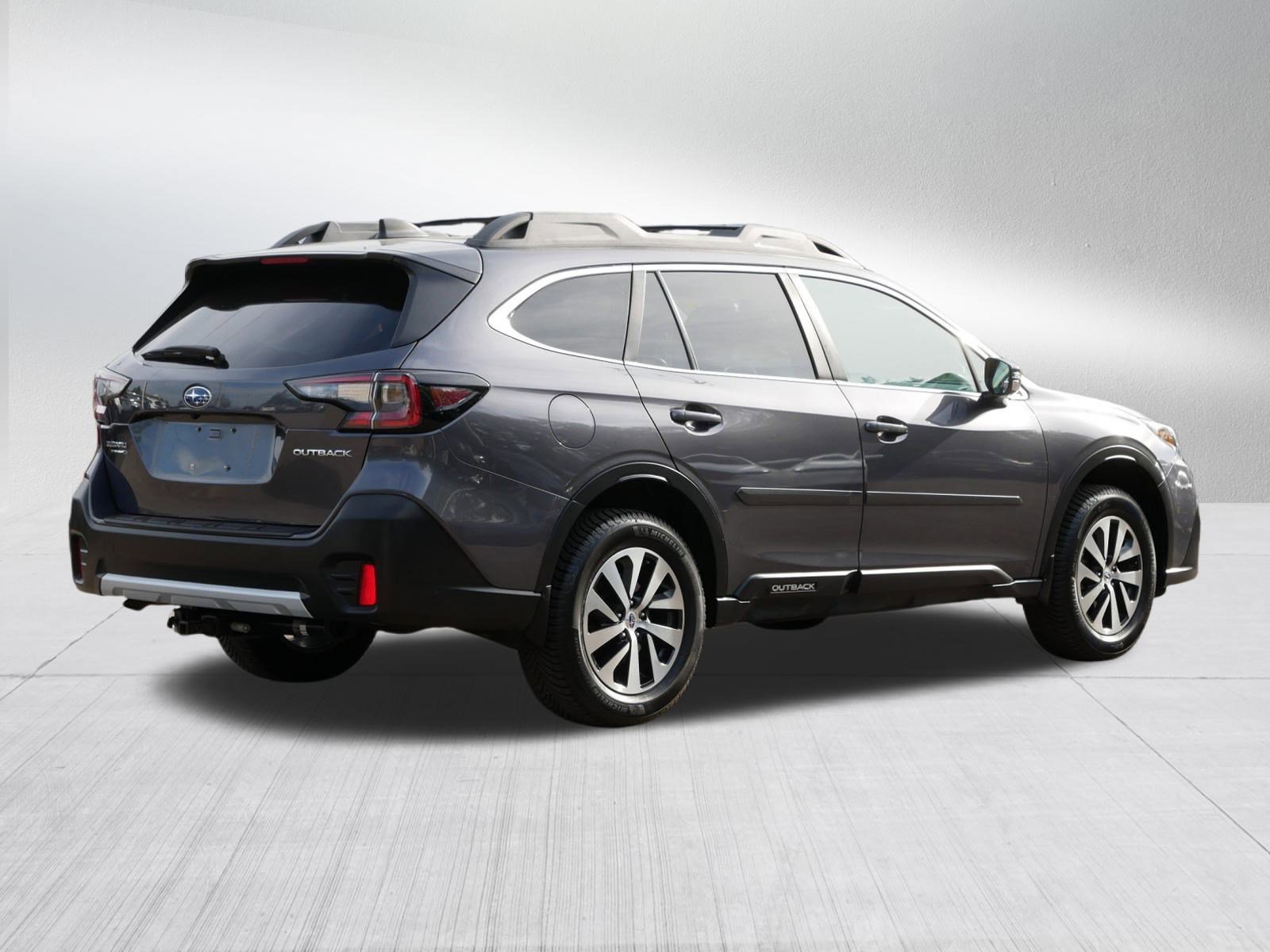 2022 Subaru Outback Premium photo 7