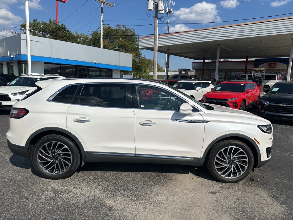 2019 Lincoln Nautilus Reserve photo 45