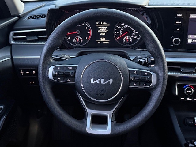 2023 Kia K5 LXS photo 24
