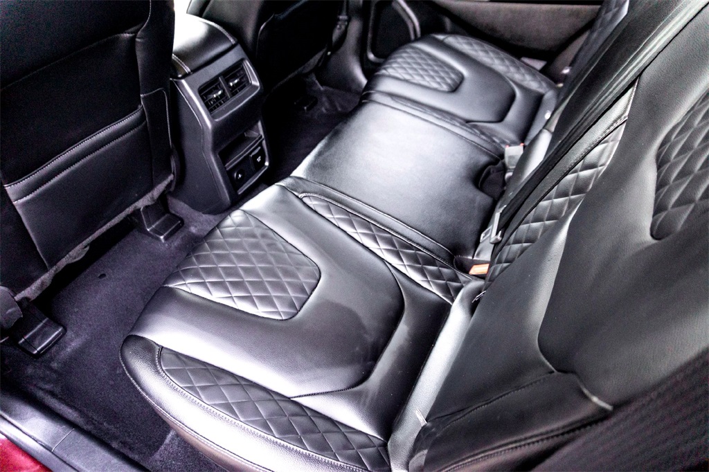 2024 Ford Edge Titanium photo 25