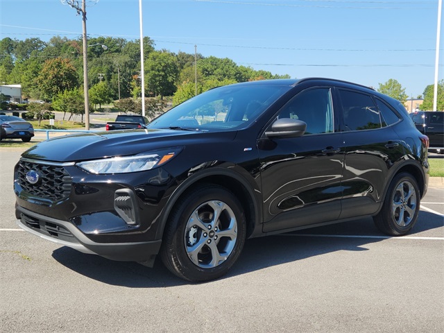 2025 Ford Escape ST-Line photo 6