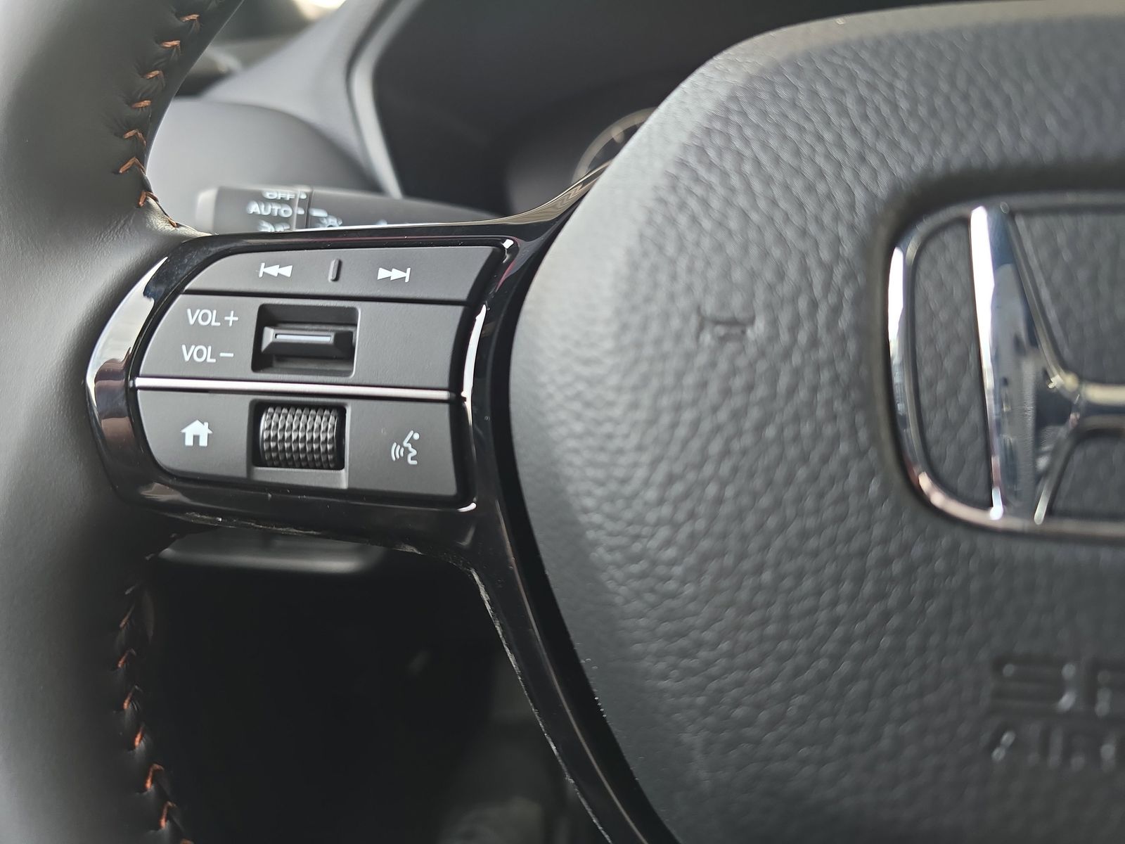 2026 Honda HR-V Sport photo 16