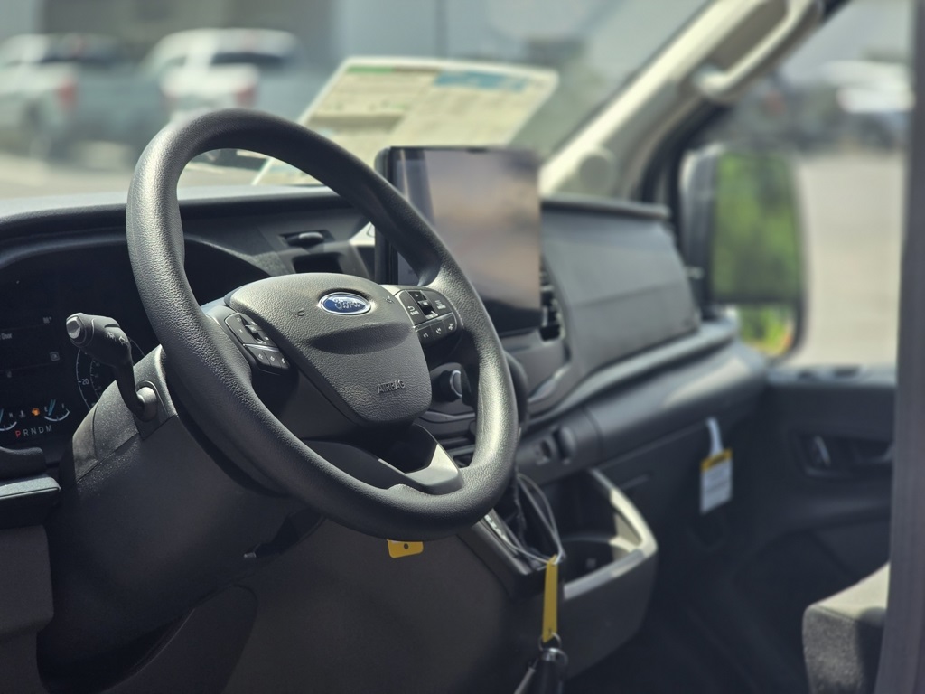 2025 Ford Transit photo 8