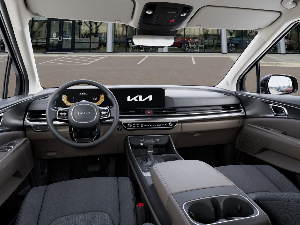 2026 Kia Carnival LX photo 16