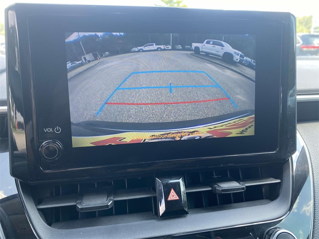 2023 Toyota Corolla LE photo 16