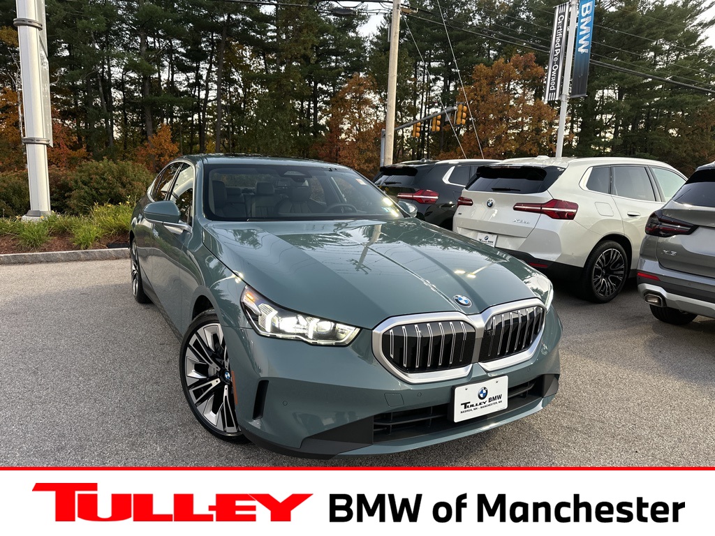 2025 BMW 5 Series 530i's photo