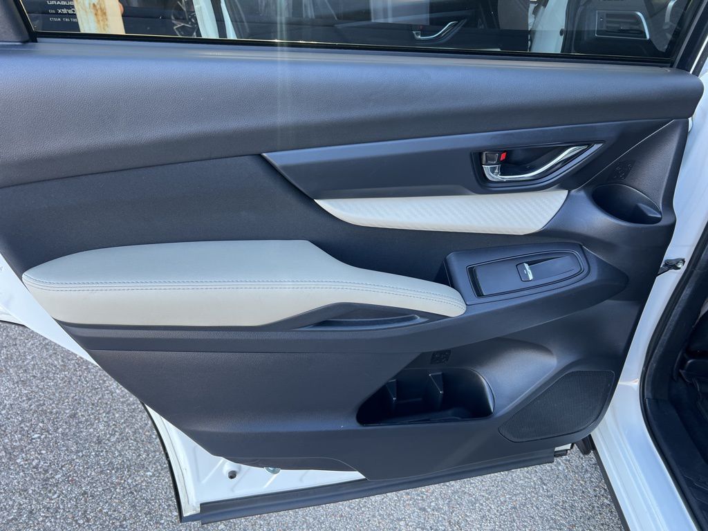 2021 Subaru Ascent Premium photo 8