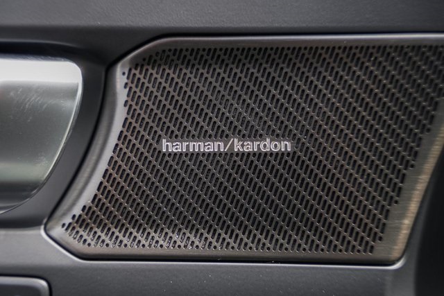 2026 Volvo XC40 AWD photo 32