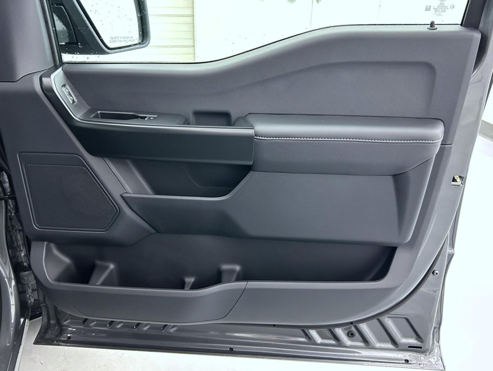 2025 Ford F-150 STX photo 15