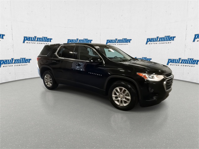 2019 Chevrolet Traverse LS photo 2