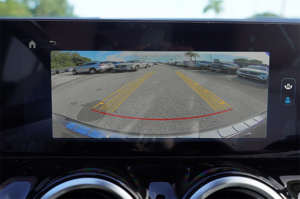 2026 Mercedes Benz GLA 250 photo 23