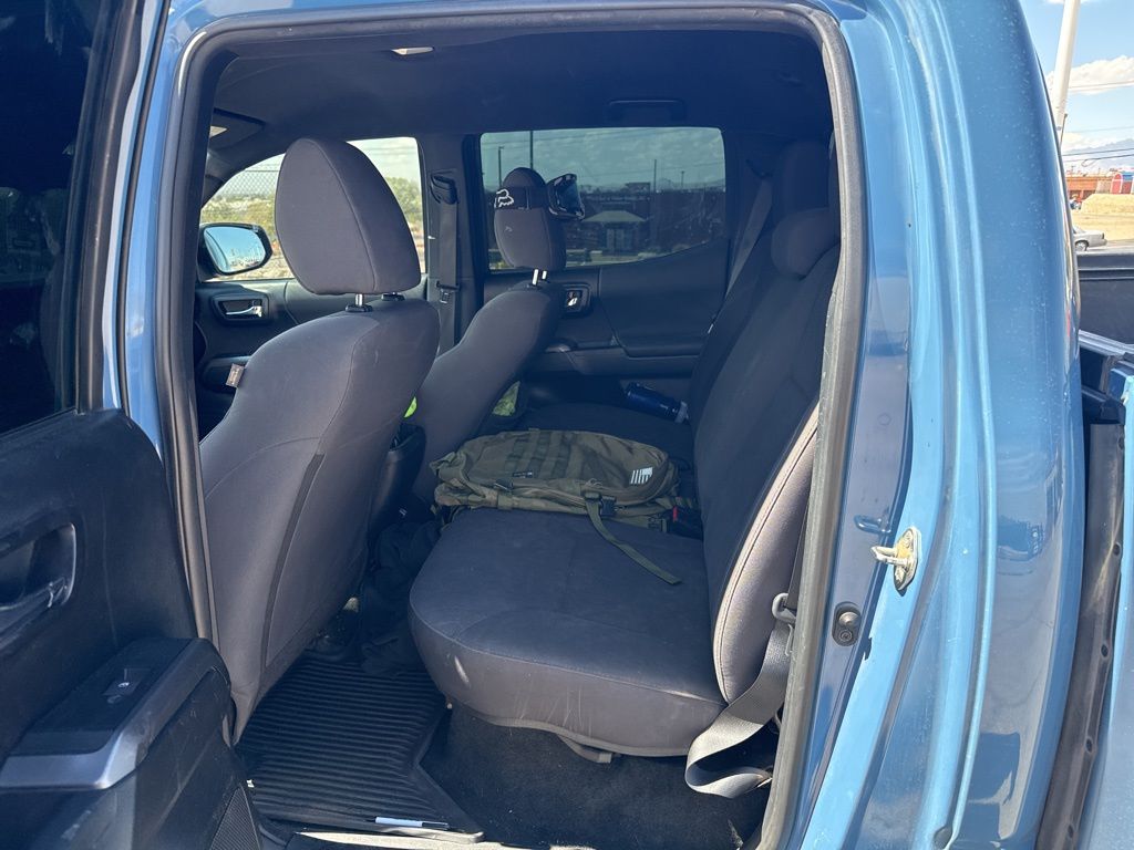 2019 Toyota Tacoma TRD Off-Road V6 Double Cab photo 37