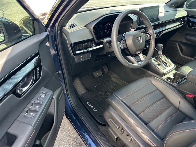 2025 Honda CR-V Hybrid Sport Touring photo 9