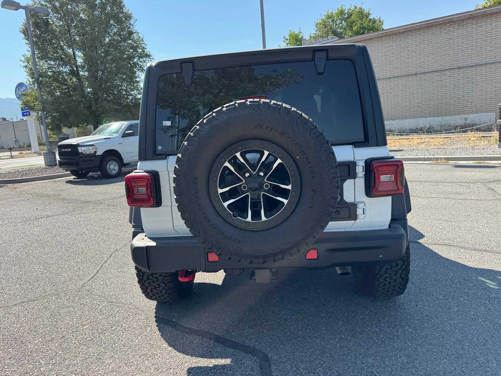 2025 Jeep Wrangler Two-Door Rubicon photo 4