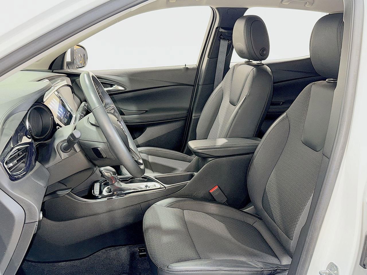 2022 Buick Encore GX Preferred photo 18