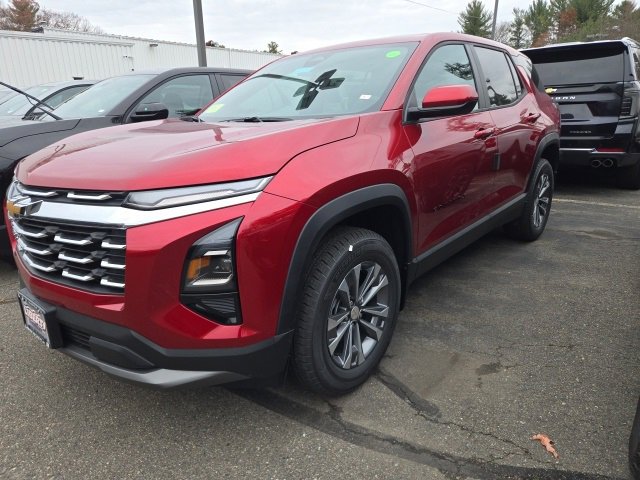 2026 Chevrolet Equinox LT photo 2