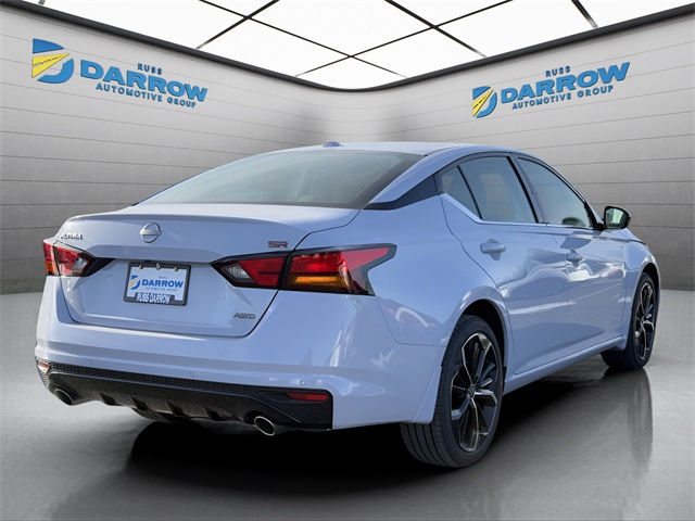 2025 Nissan Altima 2.5 SR photo 5
