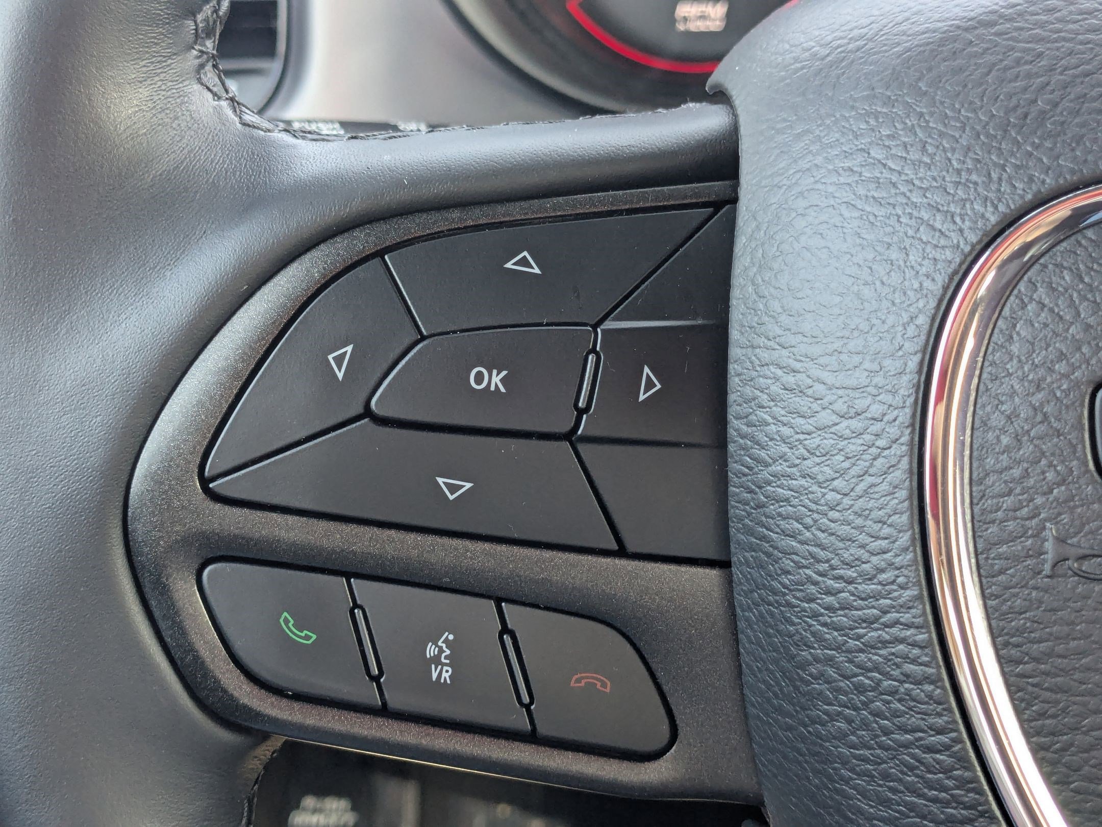 2023 Dodge Charger SXT AWD photo 16