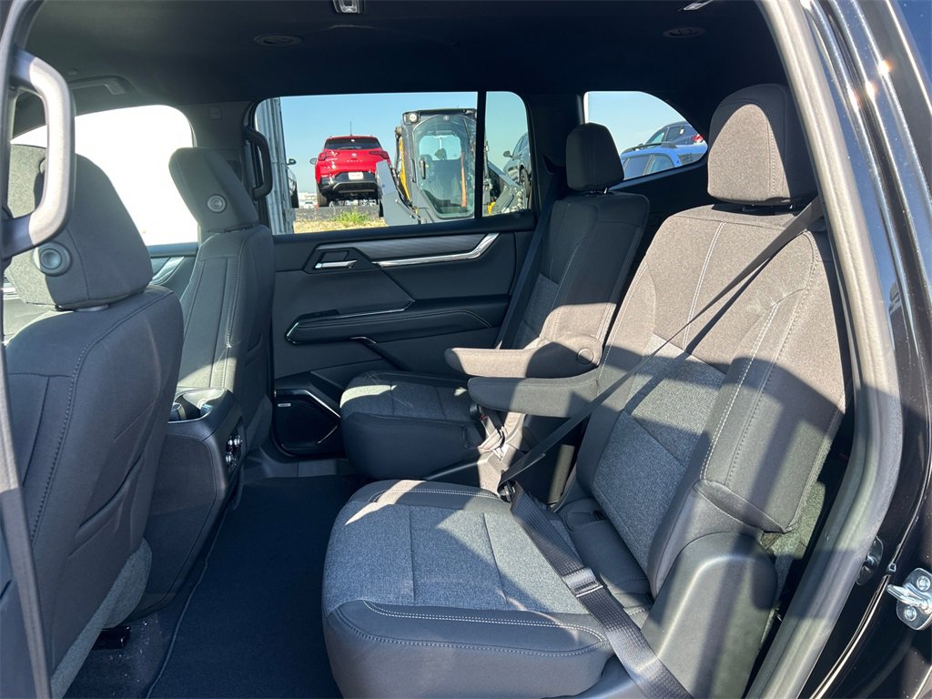 2026 GMC ACADIA - Image 31