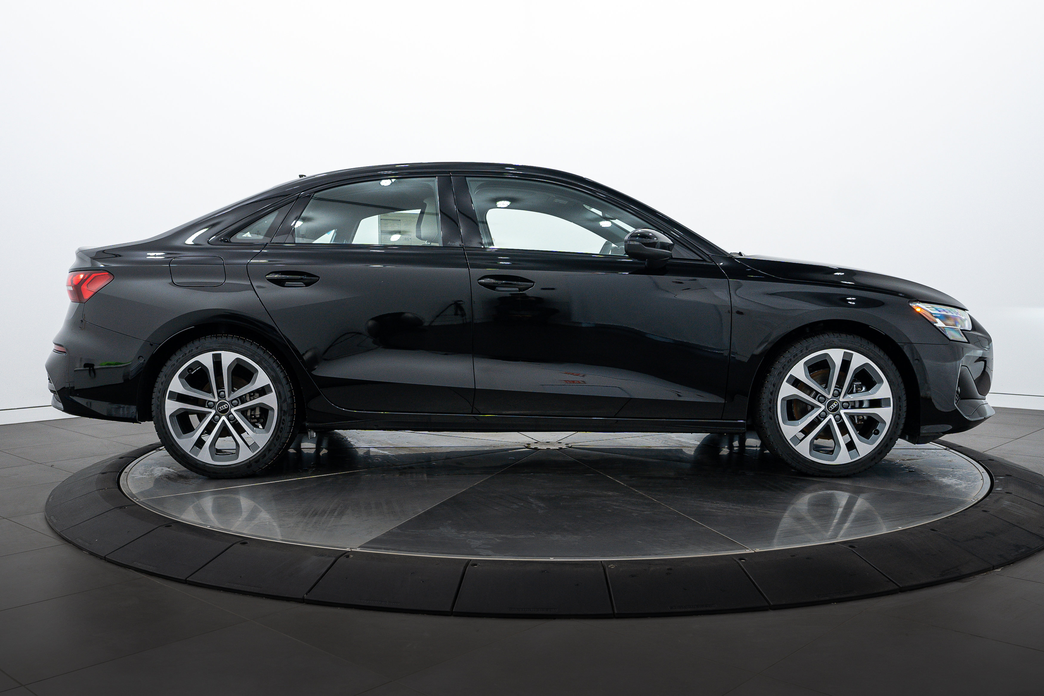 2025 Audi A3 Premium Plus photo 3