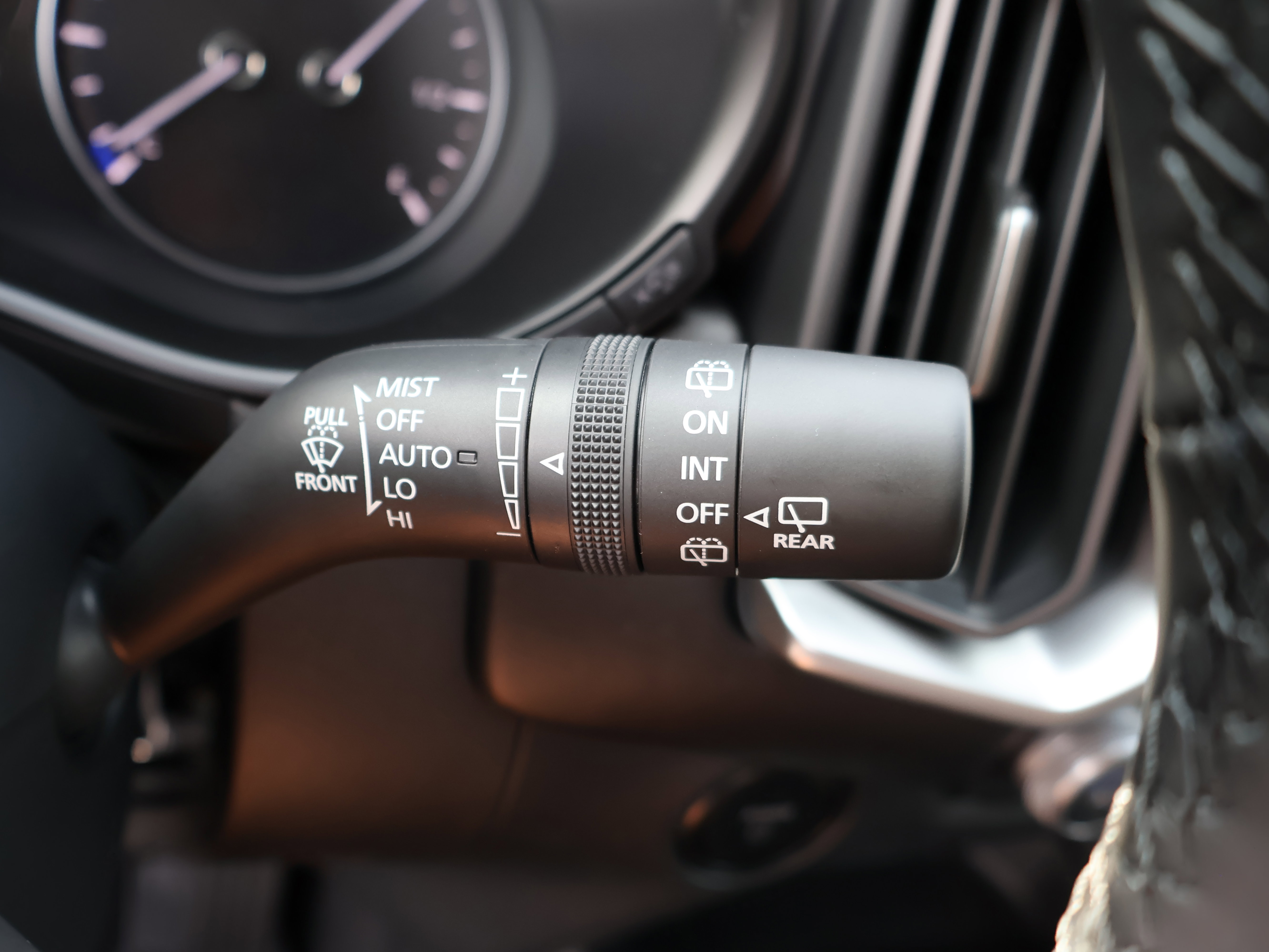 2025 Mazda CX-50 Premium photo 15