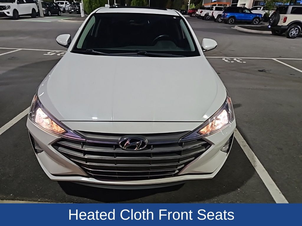 2020 Hyundai Elantra Value Edition photo 2