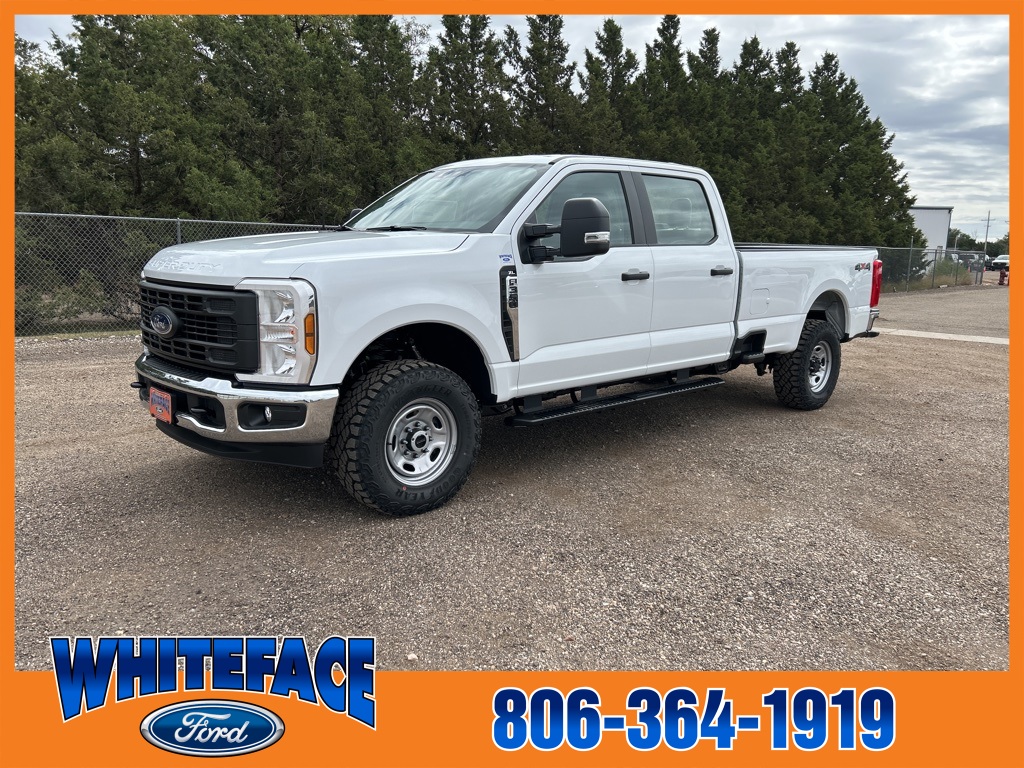 2026 Ford F-350 Super Duty XL's photo