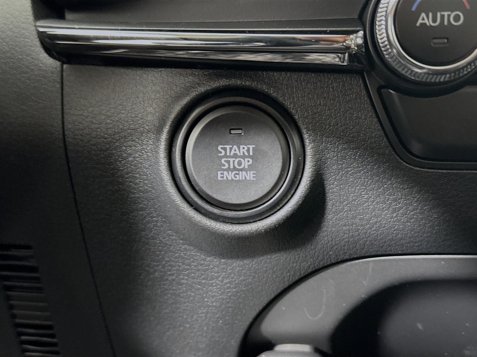2025 Mazda Mazda3 2.5 s Preferred photo 19