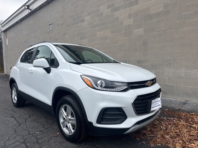 2021 Chevrolet Trax LT photo 2