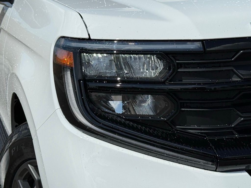 2025 Ford Expedition MAX photo 3
