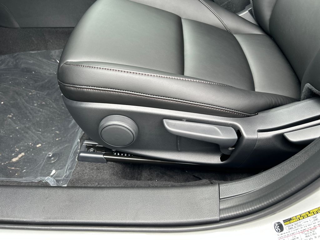 2026 Mazda Mazda3 2.5 Select Sport Base photo 13