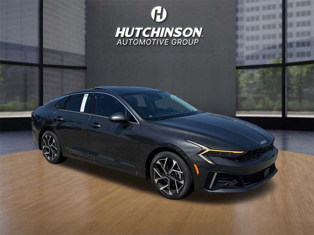 2025 Kia K5 EX's photo