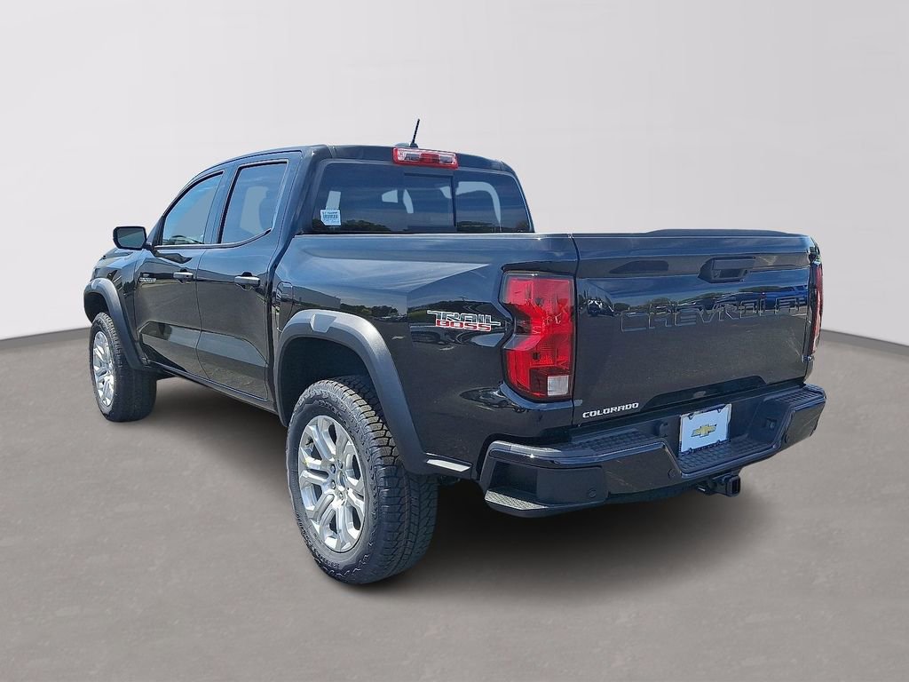 2025 Chevrolet Colorado Trail Boss photo 3