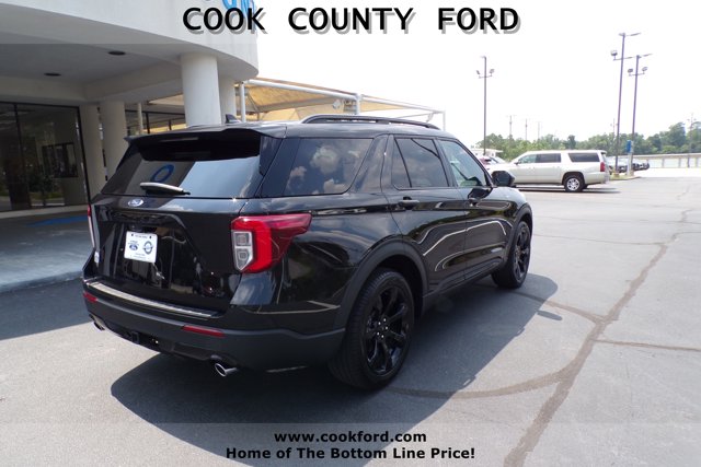 2024 Ford Explorer ST-Line photo 6